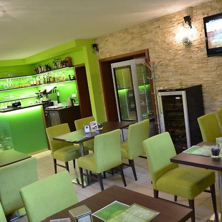 Apartament Rekreacny Dom Vyhne Zewnętrze zdjęcie