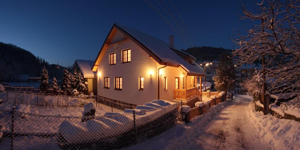Apartament Rekreacny Dom Vyhne Zewnętrze zdjęcie